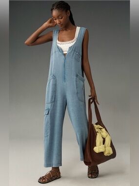 ✨Pilcro (EUC) Pilcro Zip-Front Wide-Leg Overalls Size XXS✨